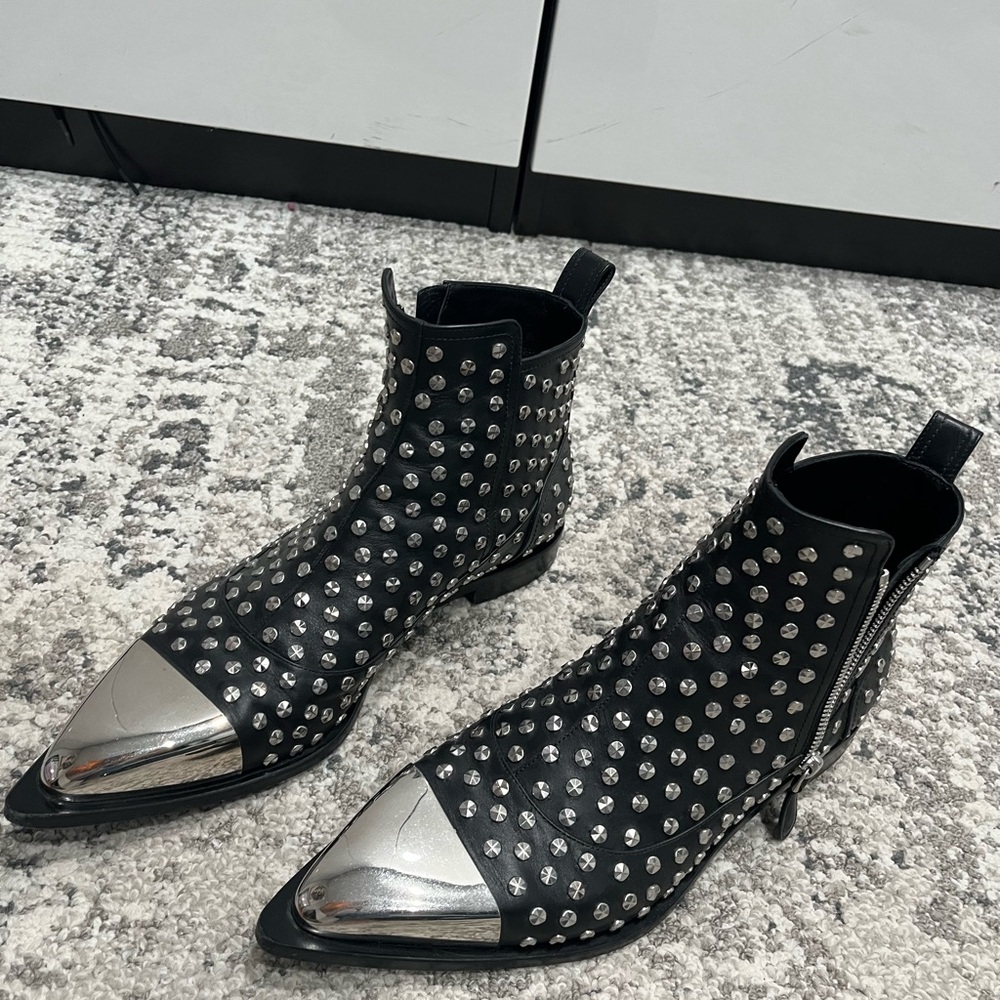 Alexander McQueen Black Studded Ankle Boots with Silver Toe Caps 39.5